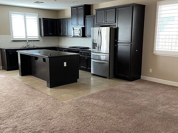 4th image of 1623 Dock Ave