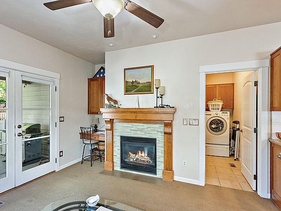 5th image of 914 Kestrel Pkwy