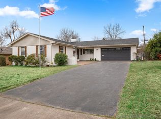 7030 E 58th Pl, Tulsa, OK 74145