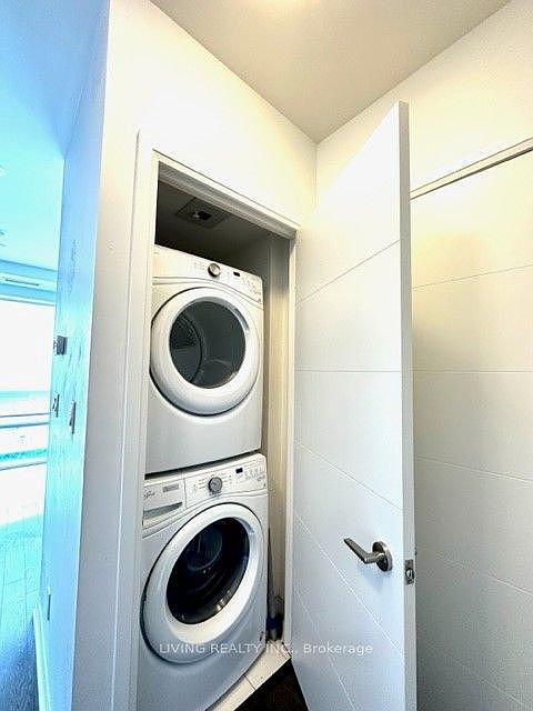 1st image of 460 Adelaide St #2212