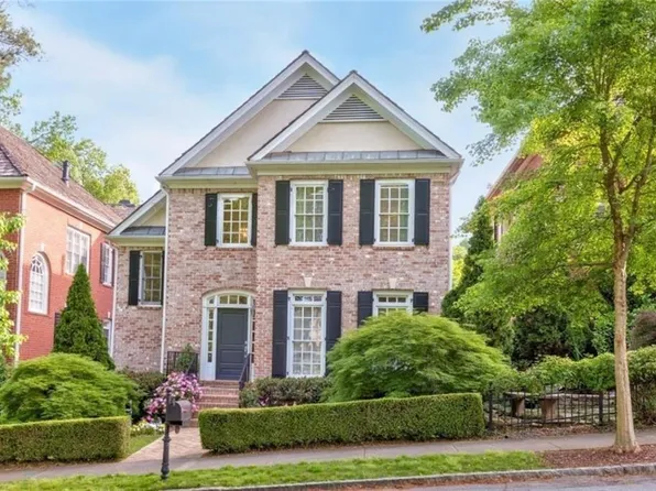 704 Longleaf Dr NE, Atlanta, GA 30342