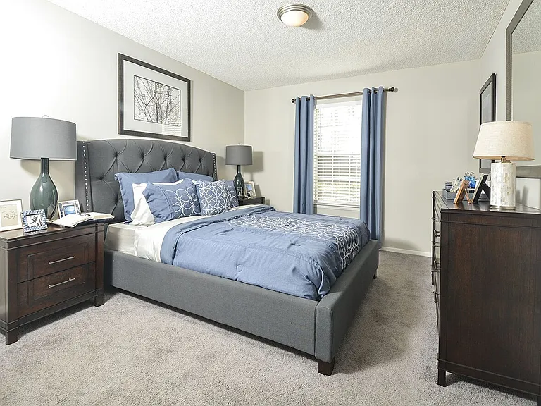 Tara Bridge Apartments — Photo 24