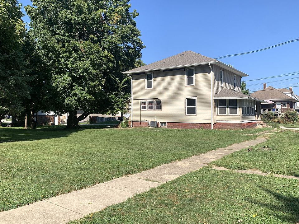 2nd image of 208 W Jefferson St