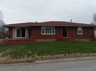 204 E Stanley Ave, Palmyra, MO 63461