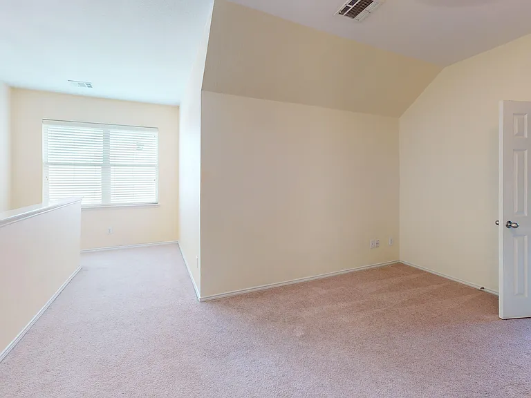 2805 Glendale Way — Photo 12