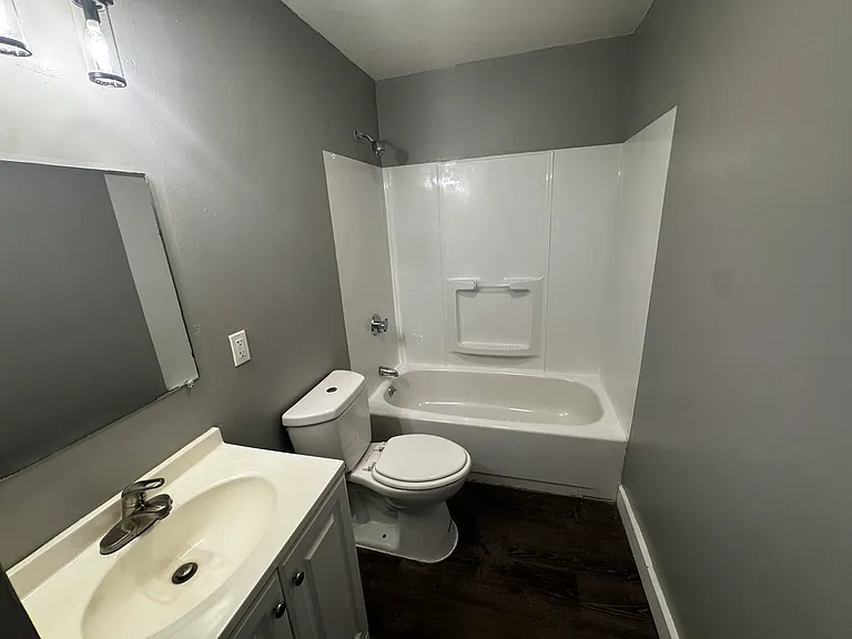 348 Main St #221 — Photo 1