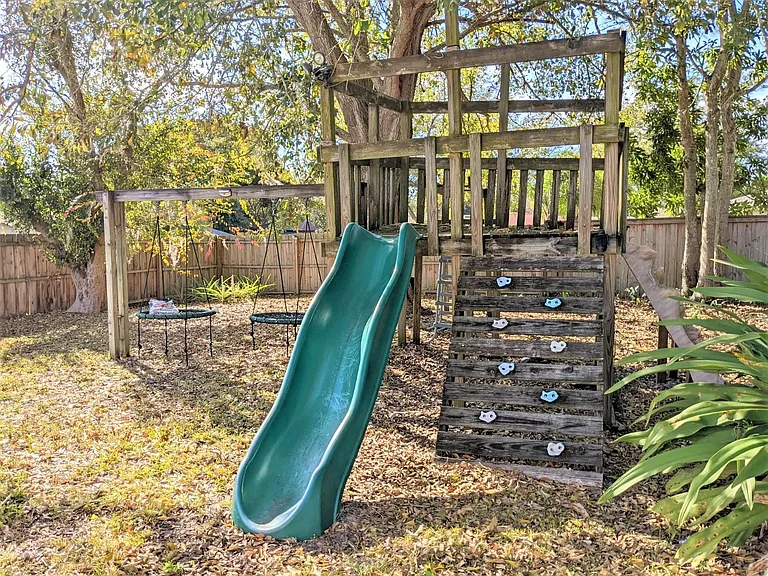 9515 Woodbreeze Blvd — Photo 30