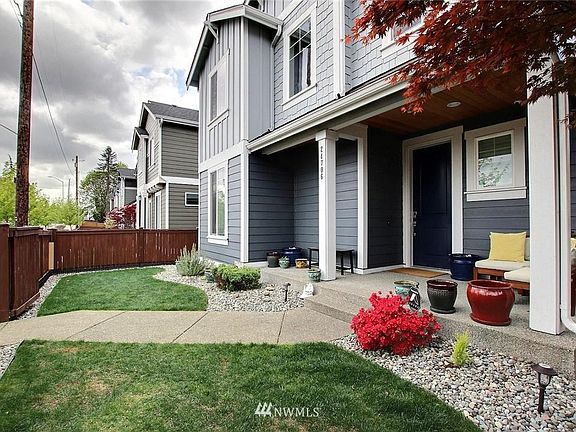 4th image of 24706 119th Pl SE