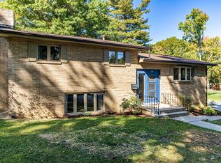 1281 Longdon St, Morgantown, WV 26505