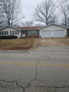 2015 Wayhaven Dr, Cook Sta, MO, 65775