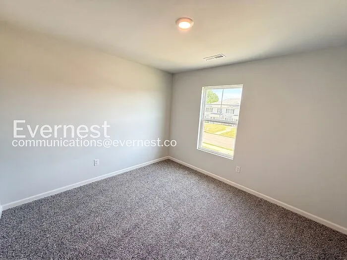 21421 Scuttle St — Photo 12
