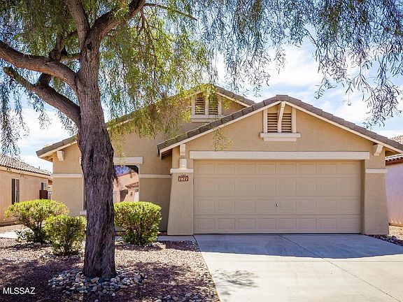3rd image of 7877 W Sacramento Hill Dr