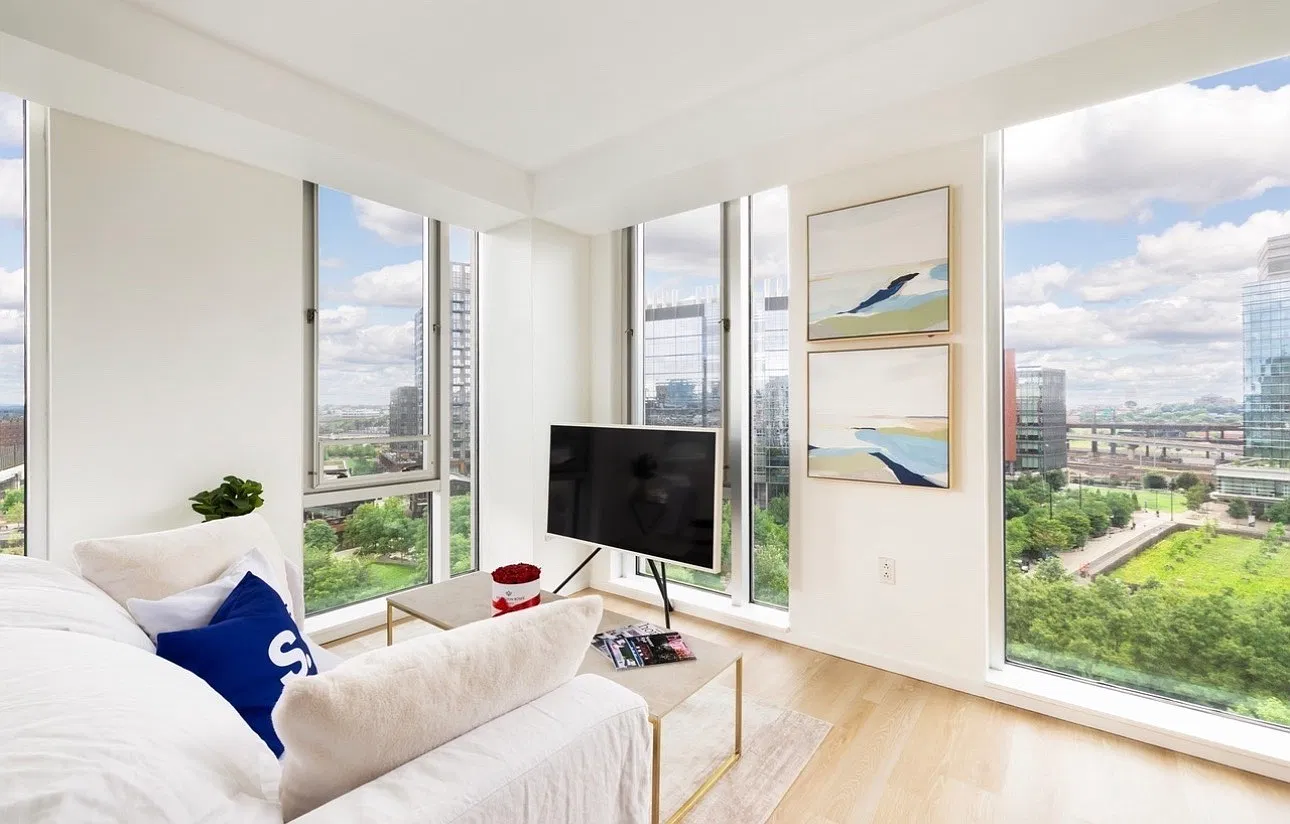 2 bed, 951 sqft, $4,200 — Photo 2