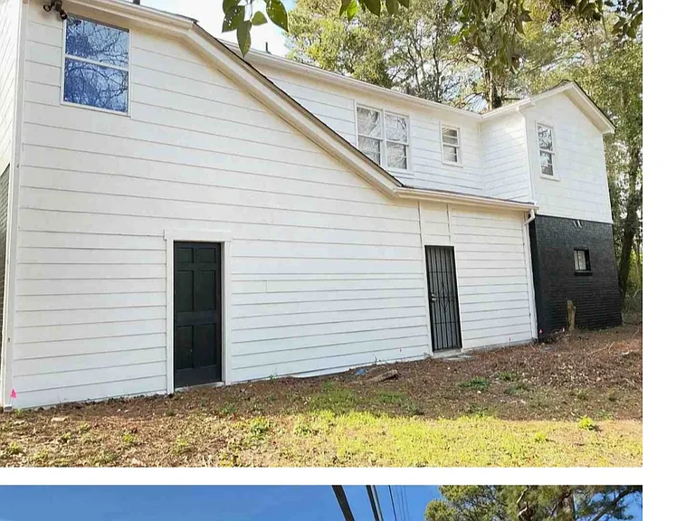 1697 Upper River Rd — Photo 2