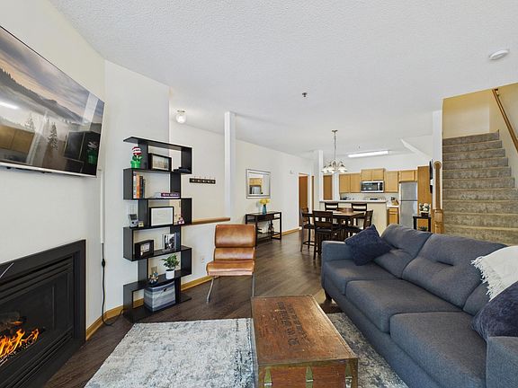4th image of 8434 Kimball Dr