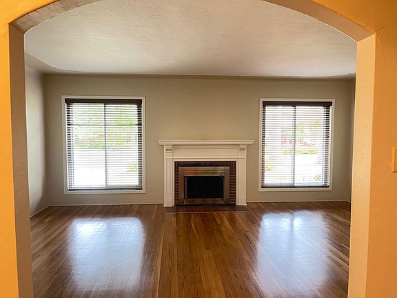 3rd image of 1199 Shasta Ave