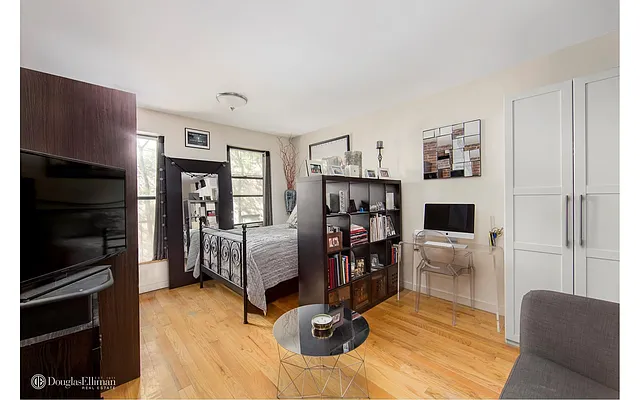 Rented by Douglas Elliman | media 6