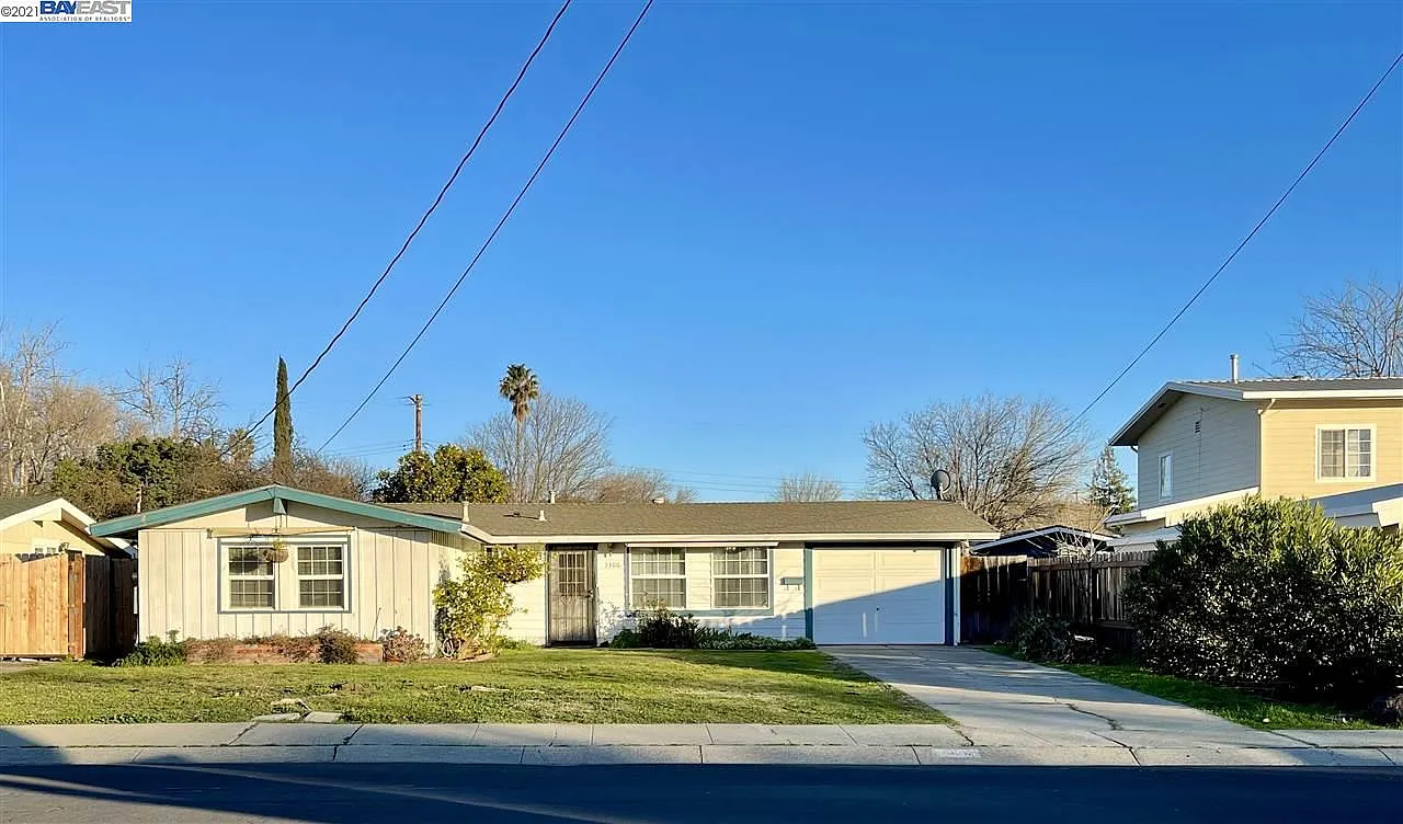 3306 Esperanza Dr photo 1