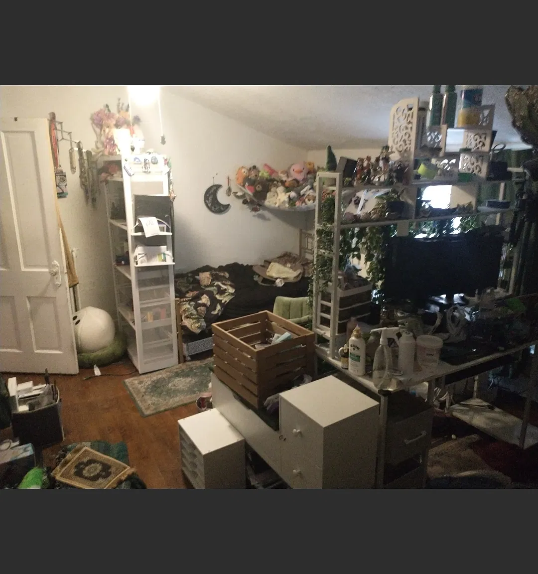2854 Irving Ave S — Photo 4