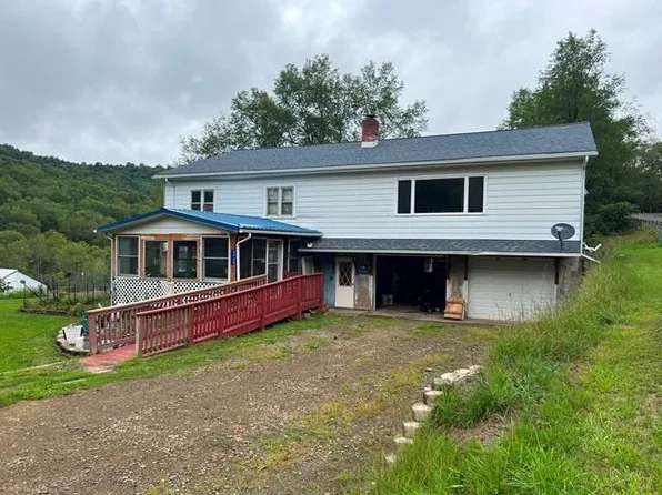 2920 Route 607, Roulette, PA 16746