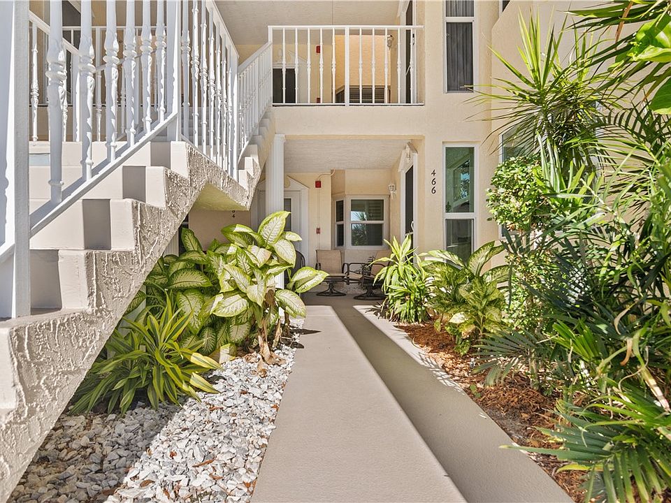 1st image of 466 Grove Isle Cir Unit 466