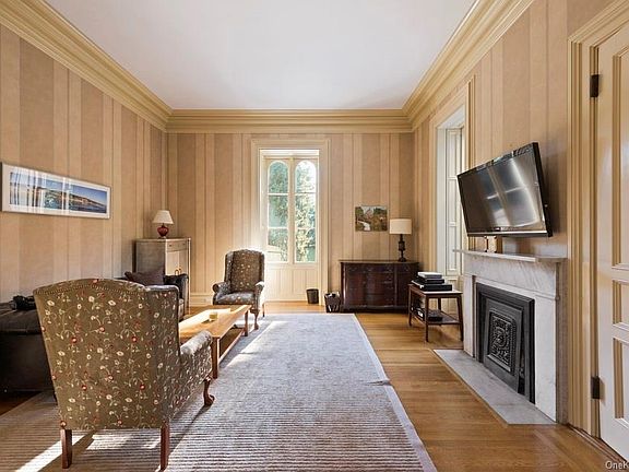4th image of 2 Clifton Pl