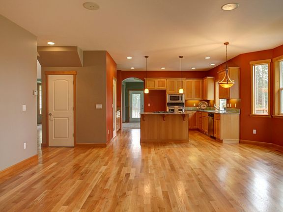 5th image of 26227 31st Ave NW