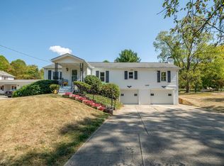 1165 Broadview Rd, Tallmadge, OH 44278