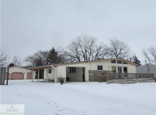 955 Eugenia Dr, Mason, MI 48854