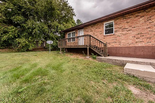 2604 Eastview Dr #C Photo 1