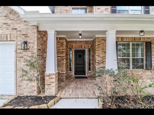 18027 Oakridge Canyon Ln, Richmond, TX 77407