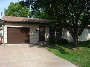 102 E 6th St, Coal Valley, IL