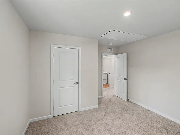 10051 Florentine Way — Photo 17