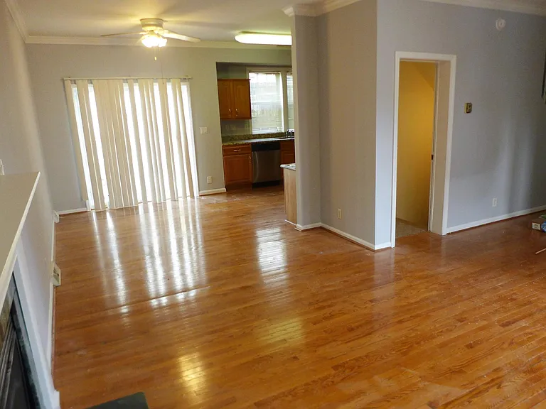 7324 Willow Glen Way — Photo 14