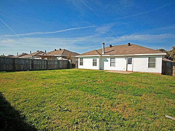 2nd image of 6105 SW High Meadow Blvd