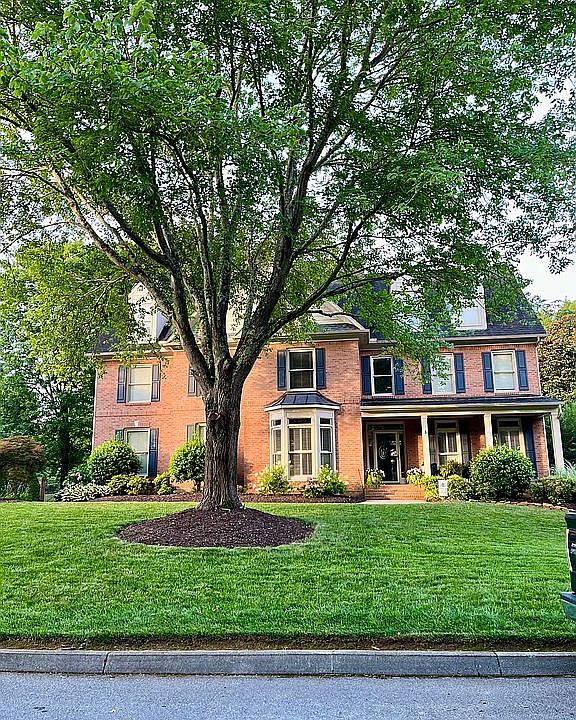 1st image of 8938 Isherwood Ln