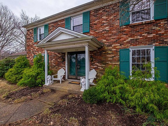 3rd image of 508 Langholm Pl