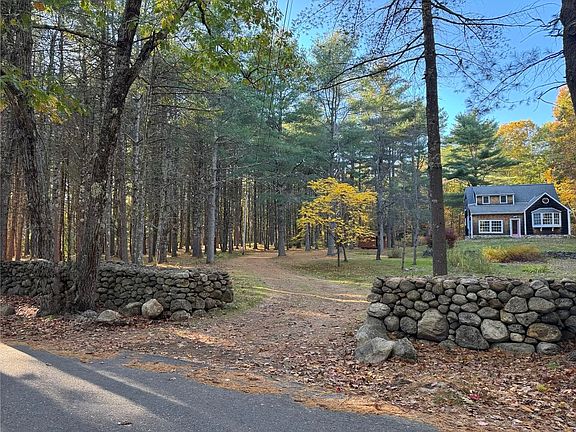 3rd image of 27 Grimes Rd