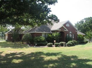2532 Castle Rd, Burleson, TX 76028