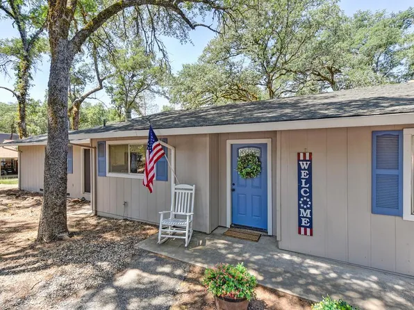 12741 Torrey Pines Dr, Auburn, CA 95602