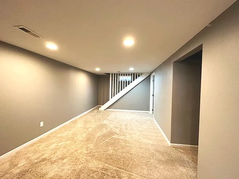1318 SW Lynn Dr — Photo 12