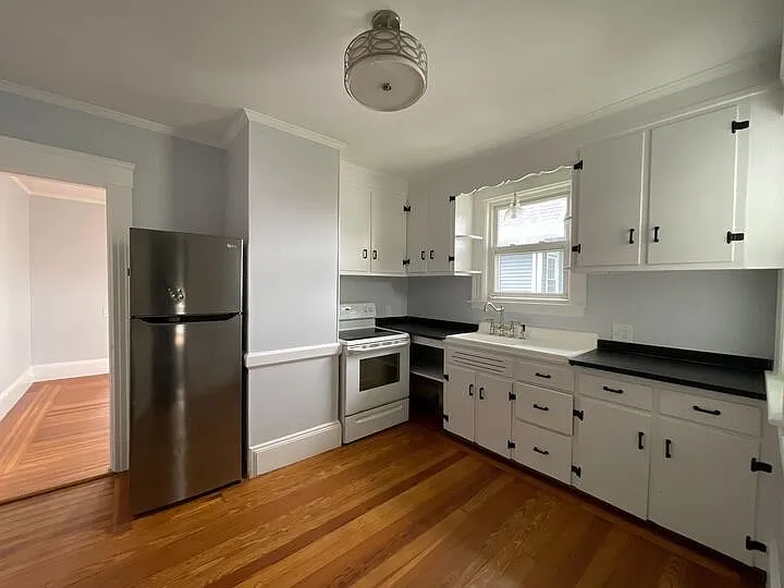2 bed, 1084 sqft, $2,850 — Photo 4