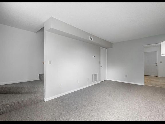 4th image of 1111 Liberty St #B