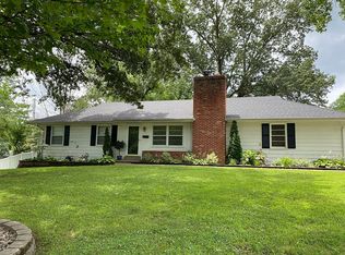 500 Pamela Ln, Saint Louis, MO 63122