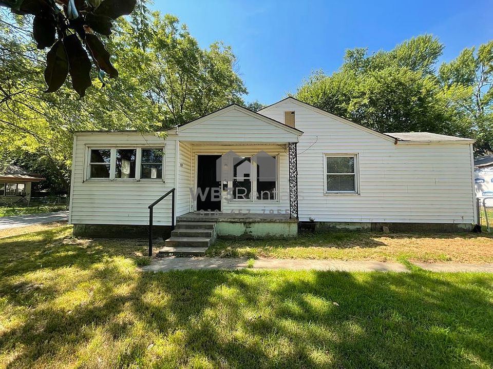 1st image of 819 Cherry Pl