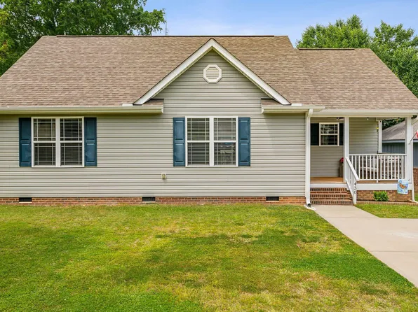430 Harbor Trce, Sanford, NC 27332