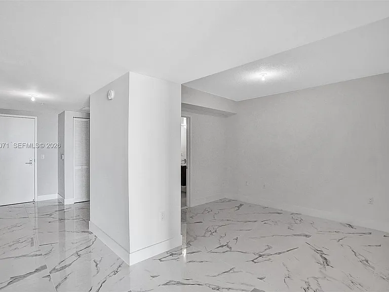 330 Sunny Isles Blvd #5-2205 — Photo 38