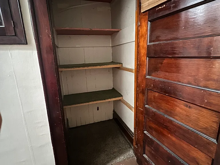2702 Center St #1 — Photo 7