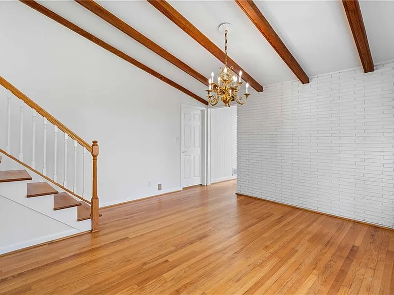 274 Land O Lakes Ct NE — Photo 18