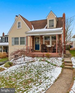 102 S Chestnut St, Dillsburg, PA, 17019